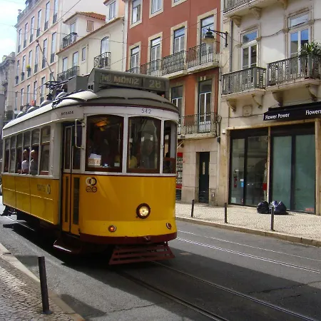 Bairro Alto Gaveas Family * Lisboa